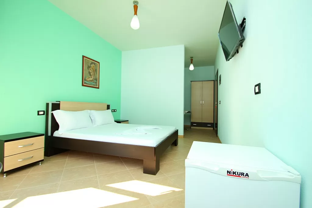 AL Hotel 12 - STD DBL 1.jpg